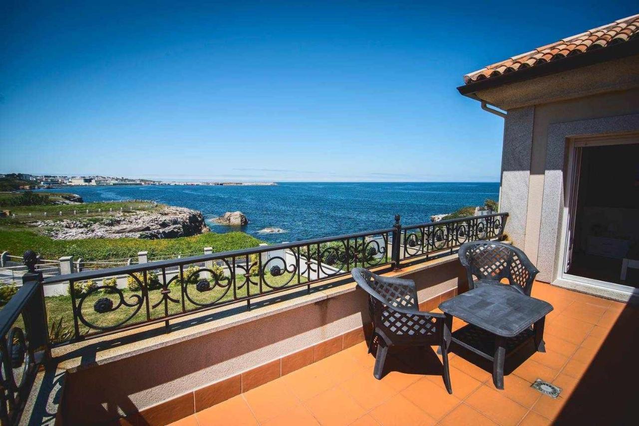Chalet Pareado Con Jardin En 1ª Linea De Mar Villa Burela Exterior foto