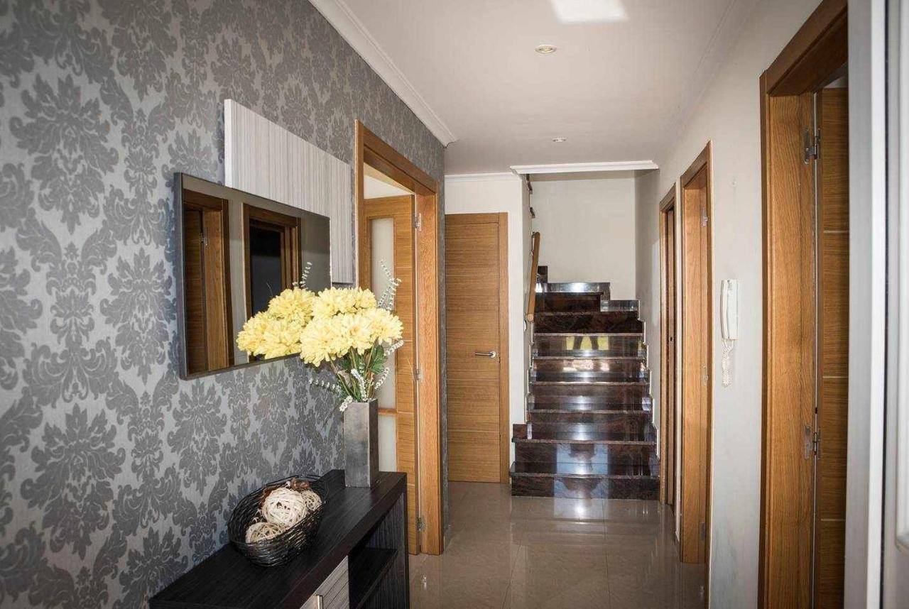 Chalet Pareado Con Jardin En 1ª Linea De Mar Villa Burela Exterior foto