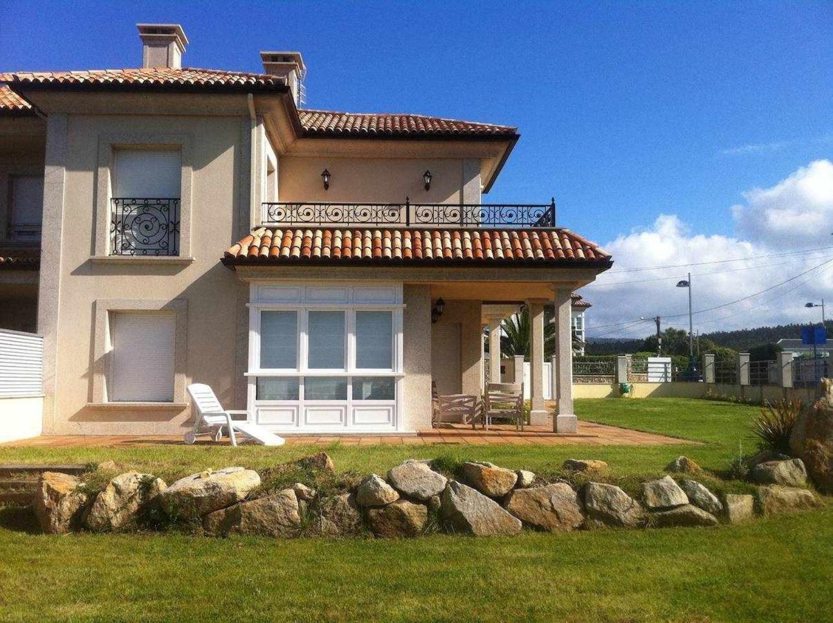 Chalet Pareado Con Jardin En 1ª Linea De Mar Villa Burela Exterior foto