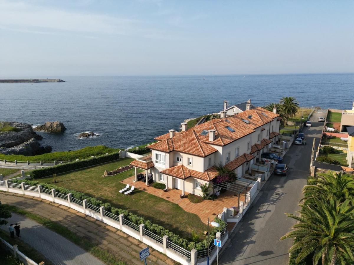 Chalet Pareado Con Jardin En 1ª Linea De Mar Villa Burela Exterior foto